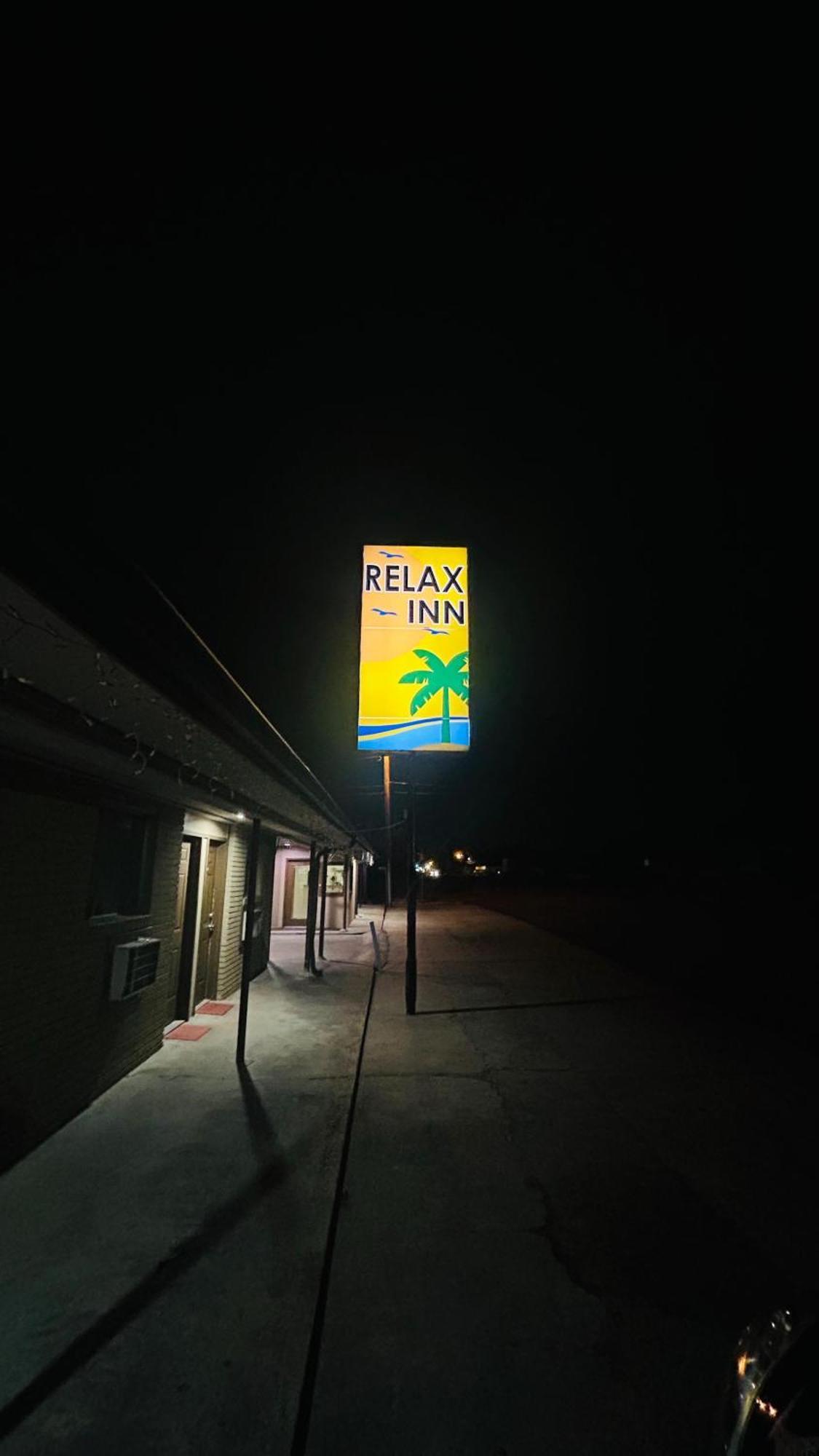 Relax Inn By Oyo Sulphur Hwy 90 ภายนอก รูปภาพ